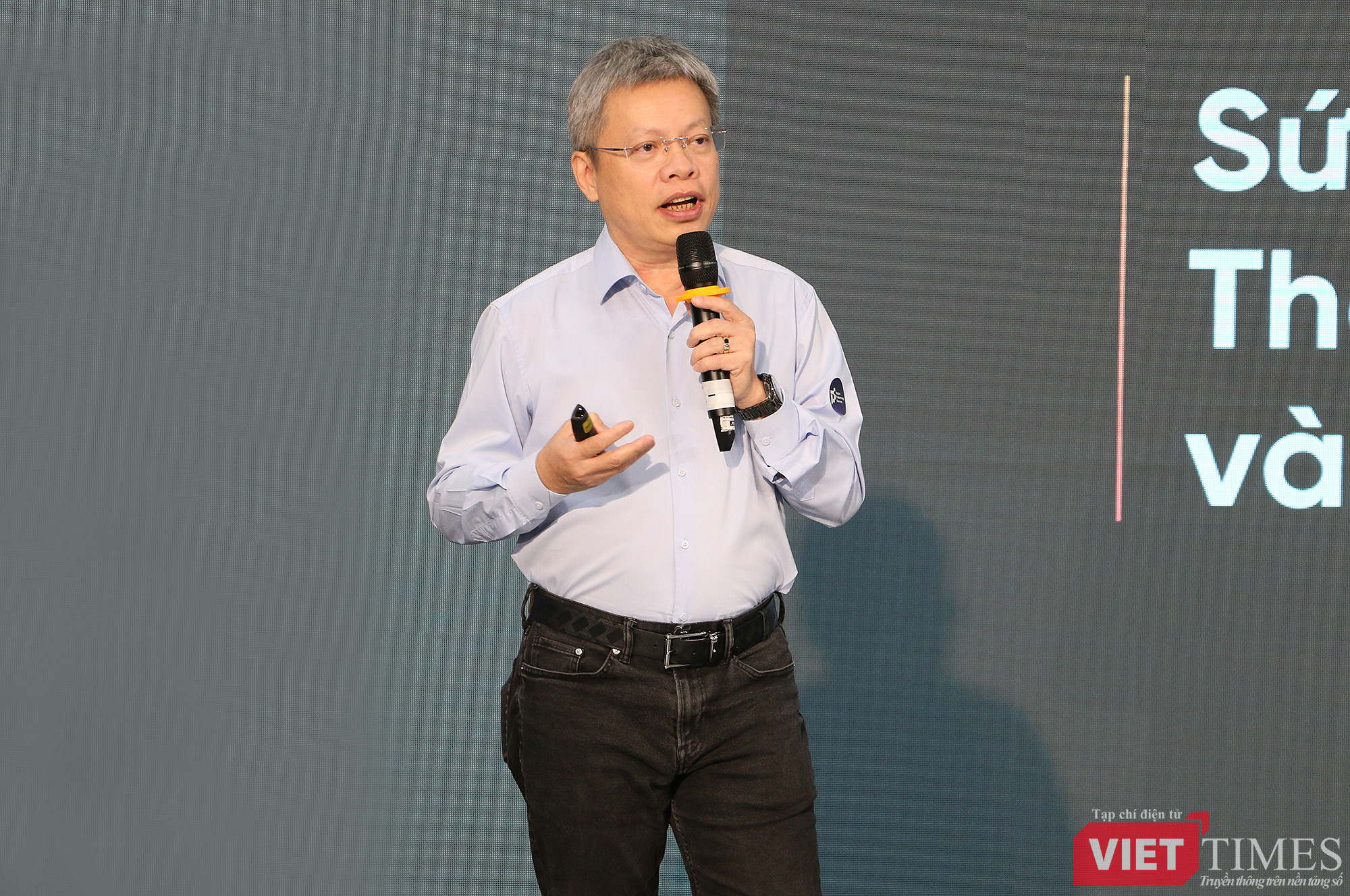 vt_le quoc vinh fonos.jpg