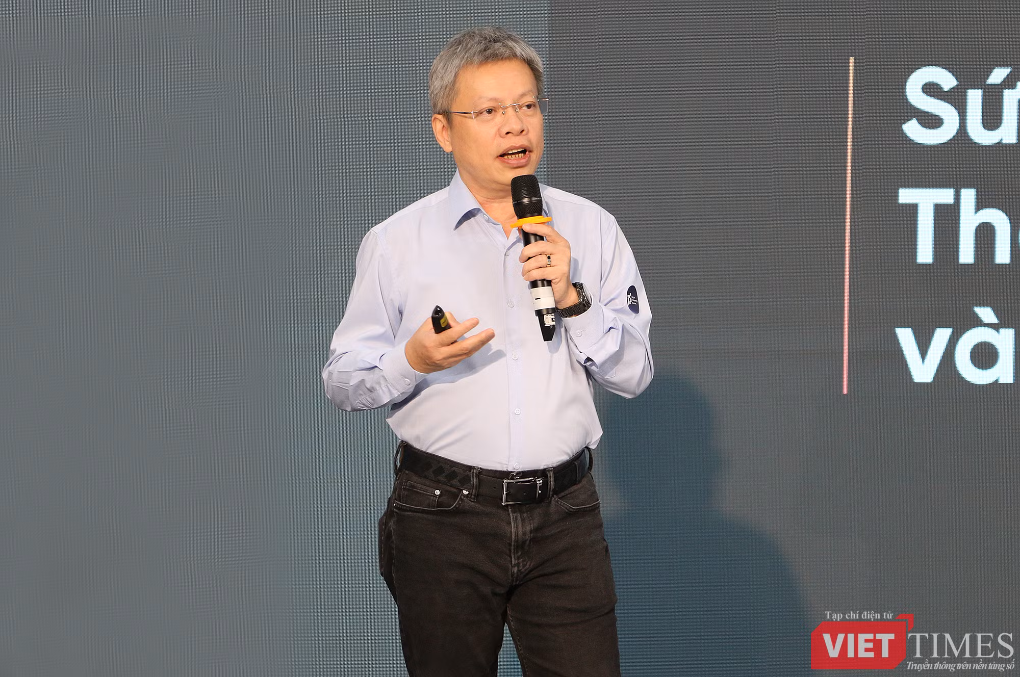 vt_le quoc vinh fonos.jpg