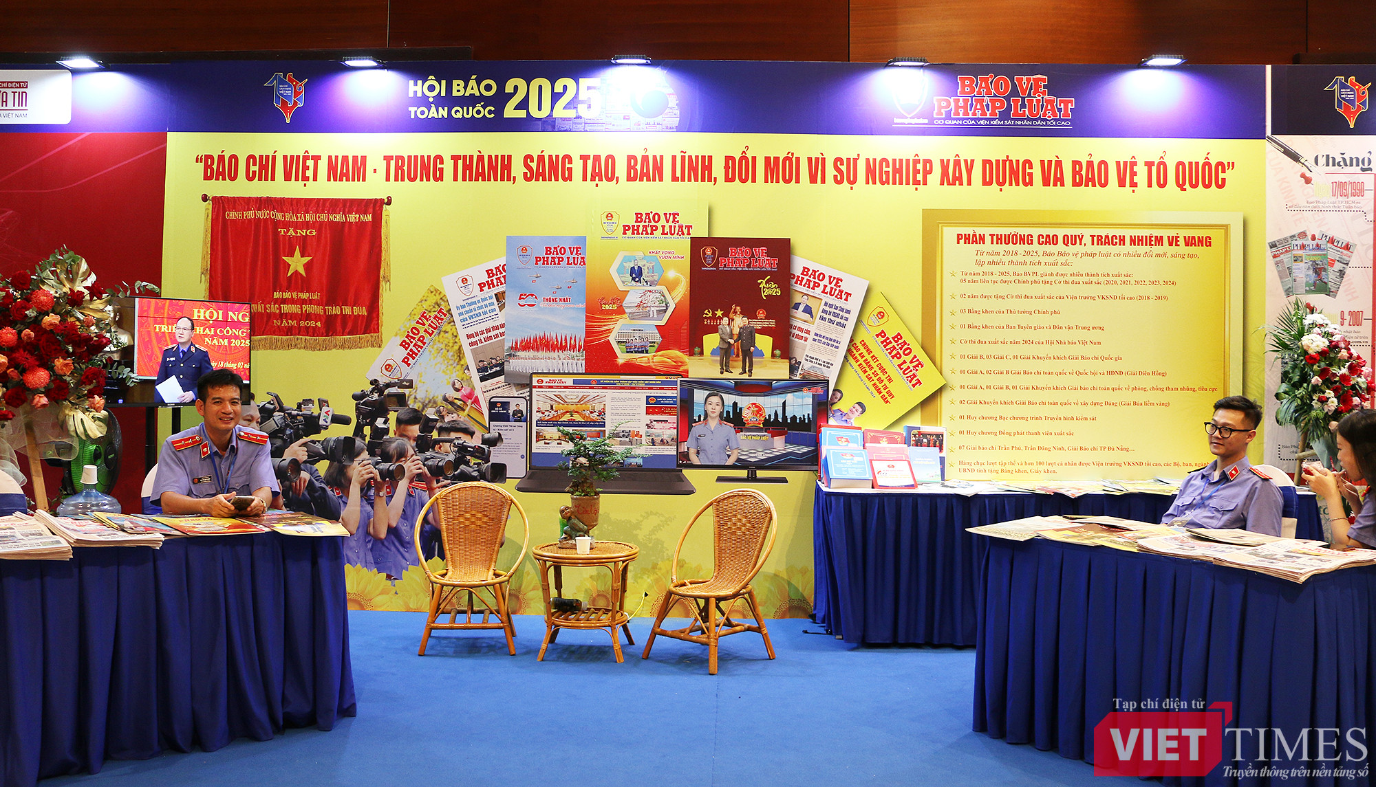 vt_bao bao ve phap luat.jpg