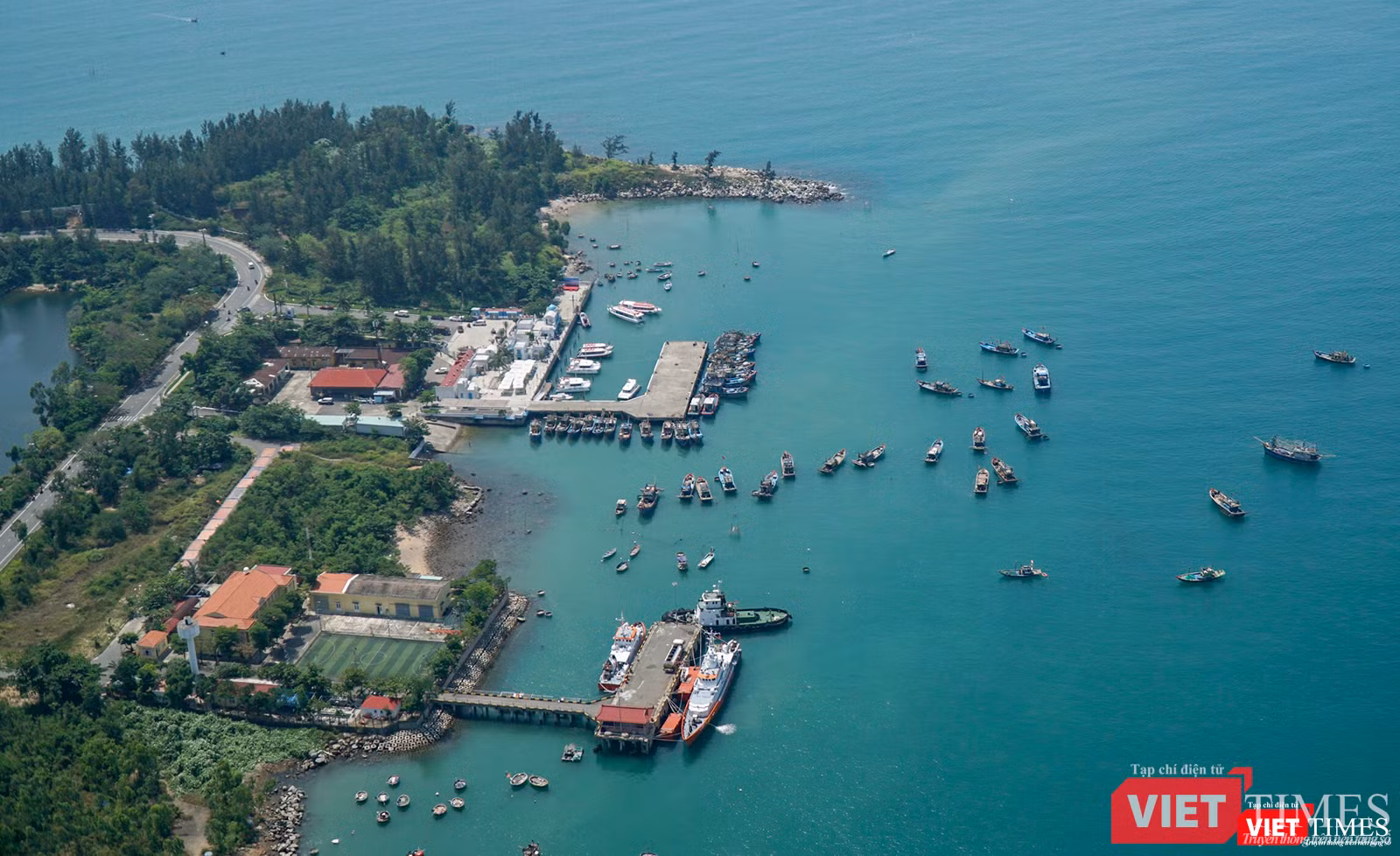 Bến CT15 (bán đảo Sơn Trà, Đà Nẵng) nhìn từ trên cao