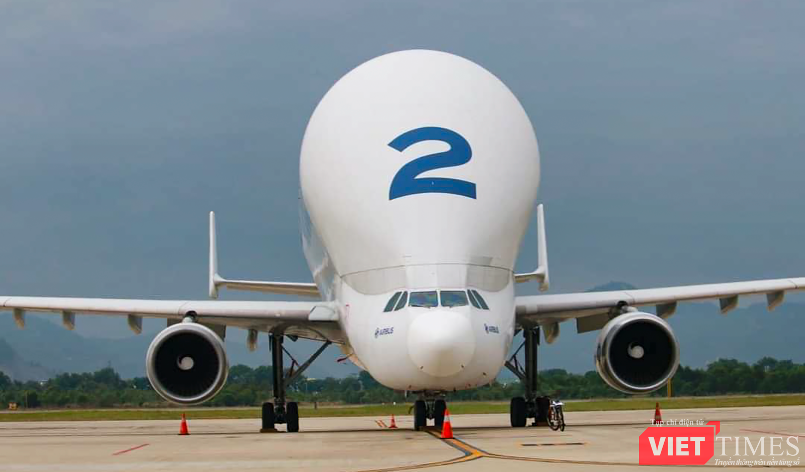 vt_sieu may bay airbus a300 600st 3.png