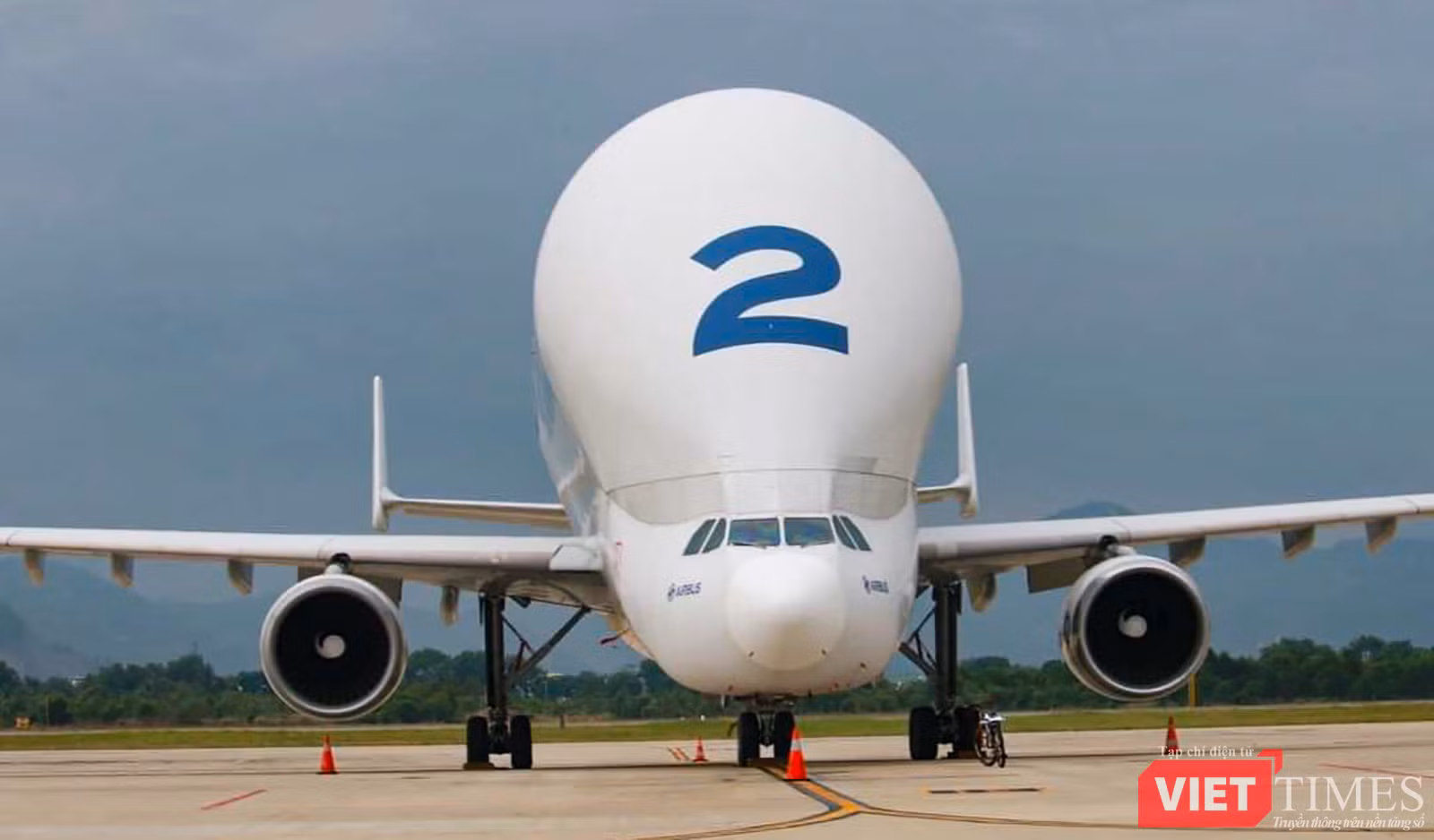 vt_sieu may bay airbus a300 600st 3.png