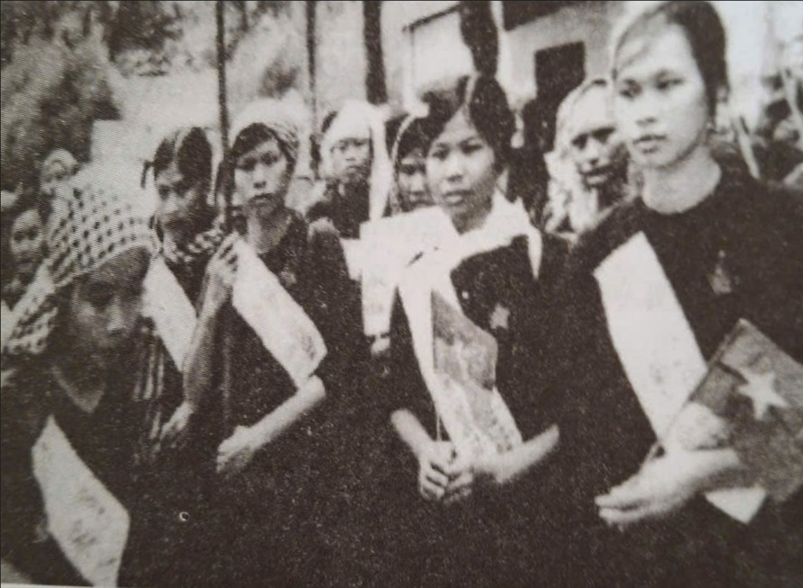 Nu biet dong SG 2.jpg