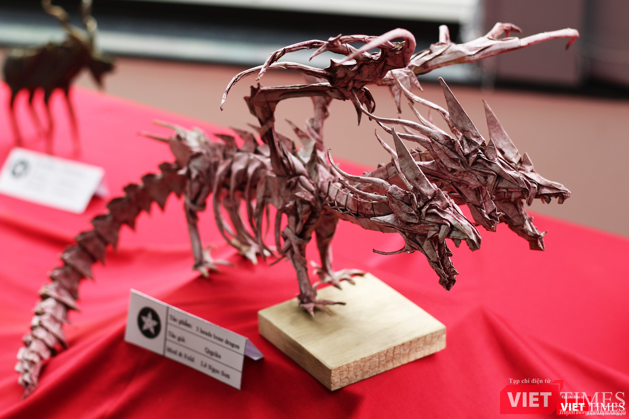 Chiêm ngưỡng các tác phẩm gấp giấy qua đôi bàn tay tài hoa của nghệ nhân Việt Nam ảnh 10