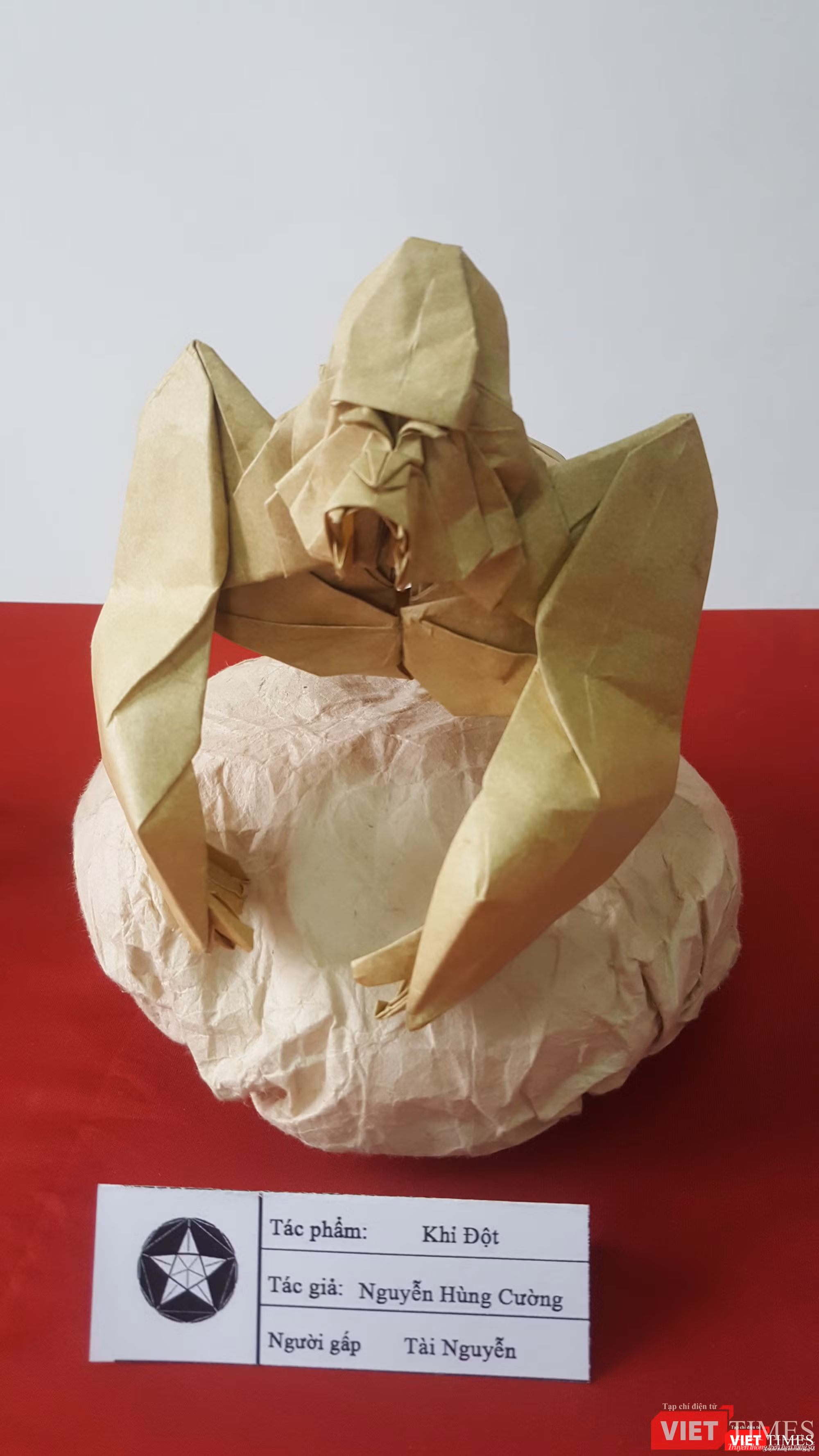 Chiêm ngưỡng các tác phẩm gấp giấy qua đôi bàn tay tài hoa của nghệ nhân Việt Nam ảnh 21