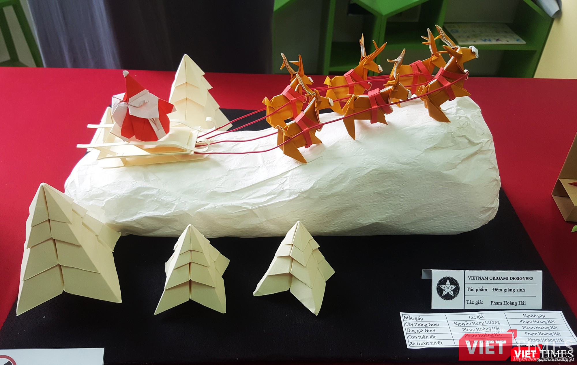Chiêm ngưỡng các tác phẩm gấp giấy qua đôi bàn tay tài hoa của nghệ nhân Việt Nam ảnh 11