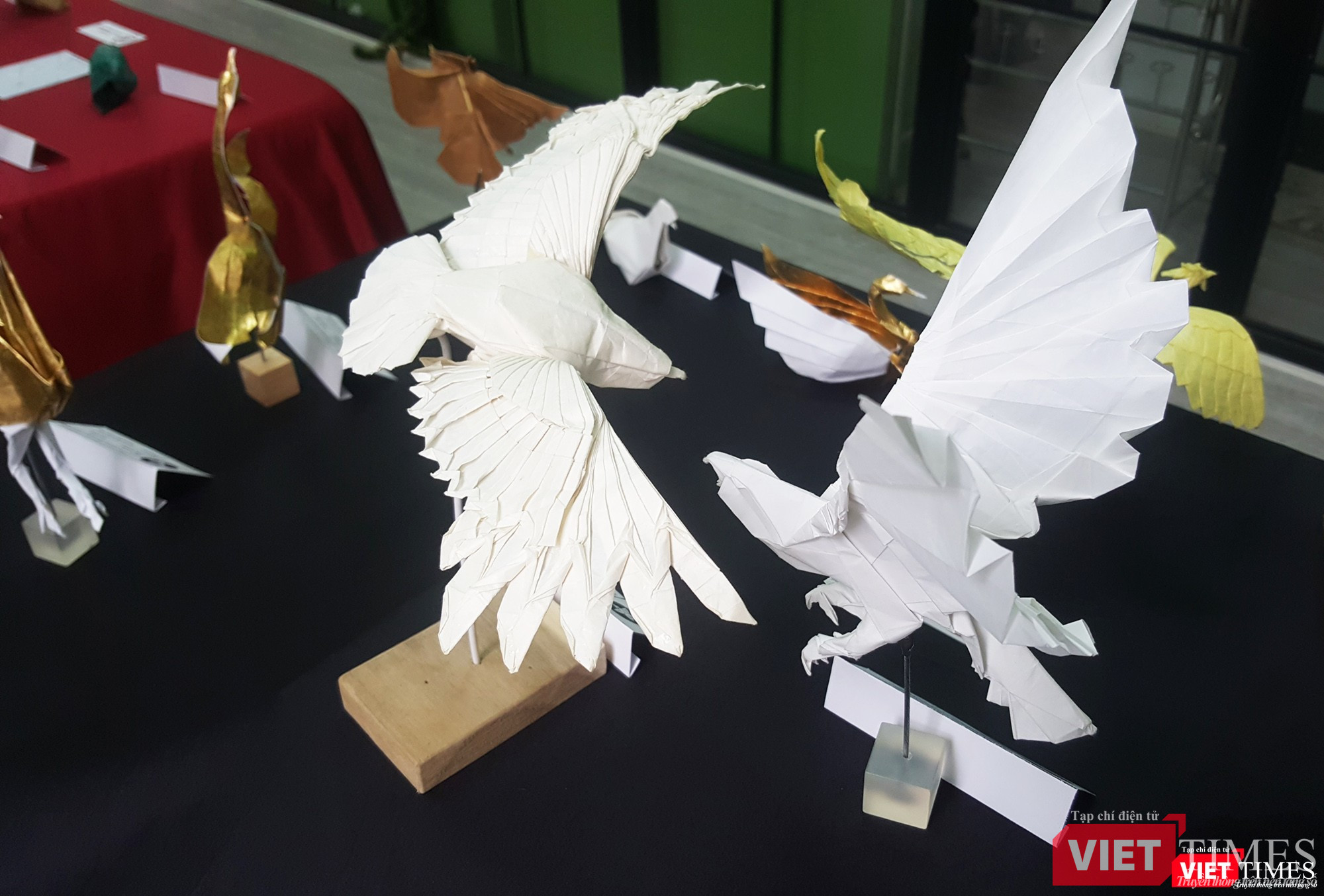 Chiêm ngưỡng các tác phẩm gấp giấy qua đôi bàn tay tài hoa của nghệ nhân Việt Nam ảnh 2