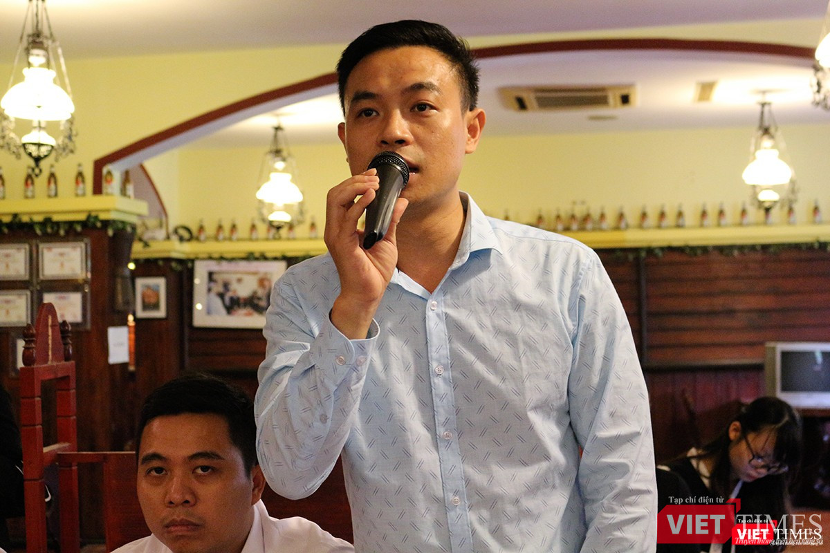 Ông Đào Việt Anh, Giám đốc Trung tâm CNTT của VDCA giới thiệu về app báo cháy trên smartphone