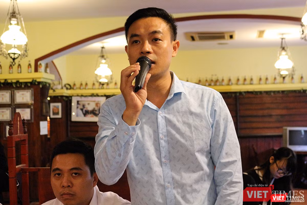 Ông Đào Việt Anh, Giám đốc Trung tâm CNTT của VDCA giới thiệu về app báo cháy trên smartphone