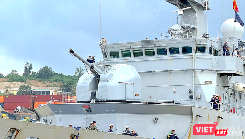 vt_tau hai quan phap 9.png