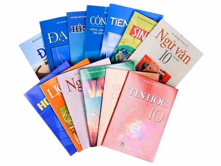 sach-giao-khoa-lop-10-770x578.jpg