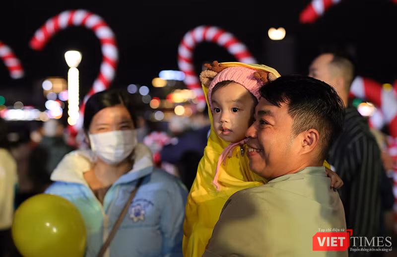 vt_giang sinh da nang 16.png