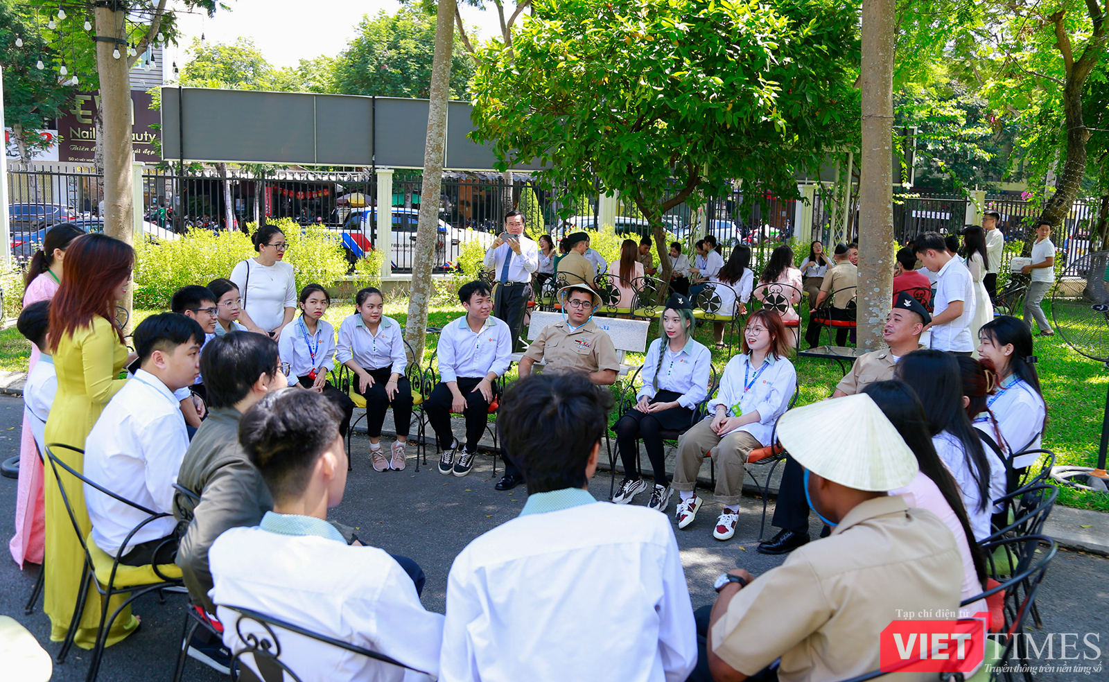 vt_ giao luu uss ronald reagan 5.png