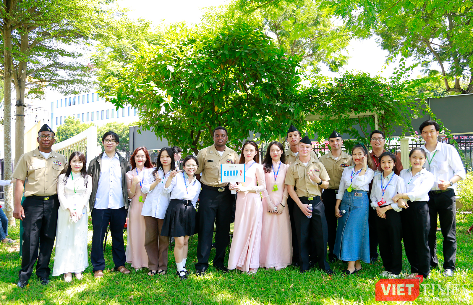 vt_ giao luu uss ronald reagan 3.png