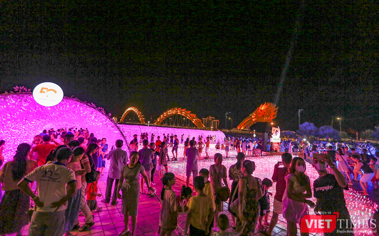 vt_khong gian anh sang viet nhat 10.png