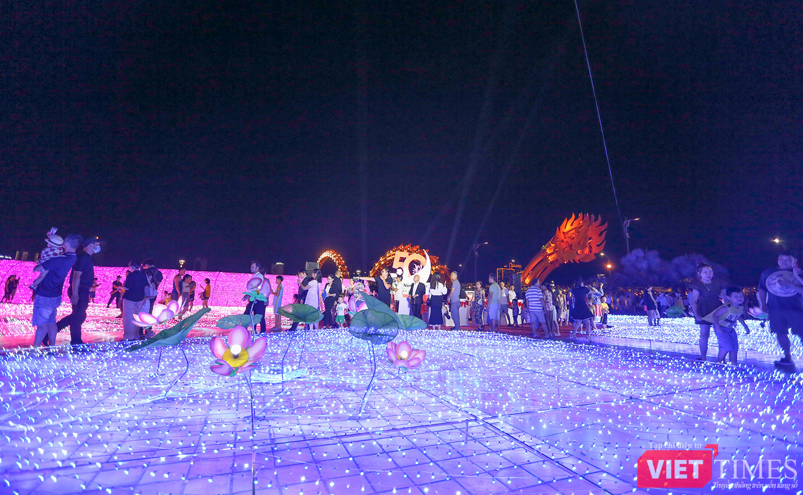 vt_khong gian anh sang viet nhat 11.png