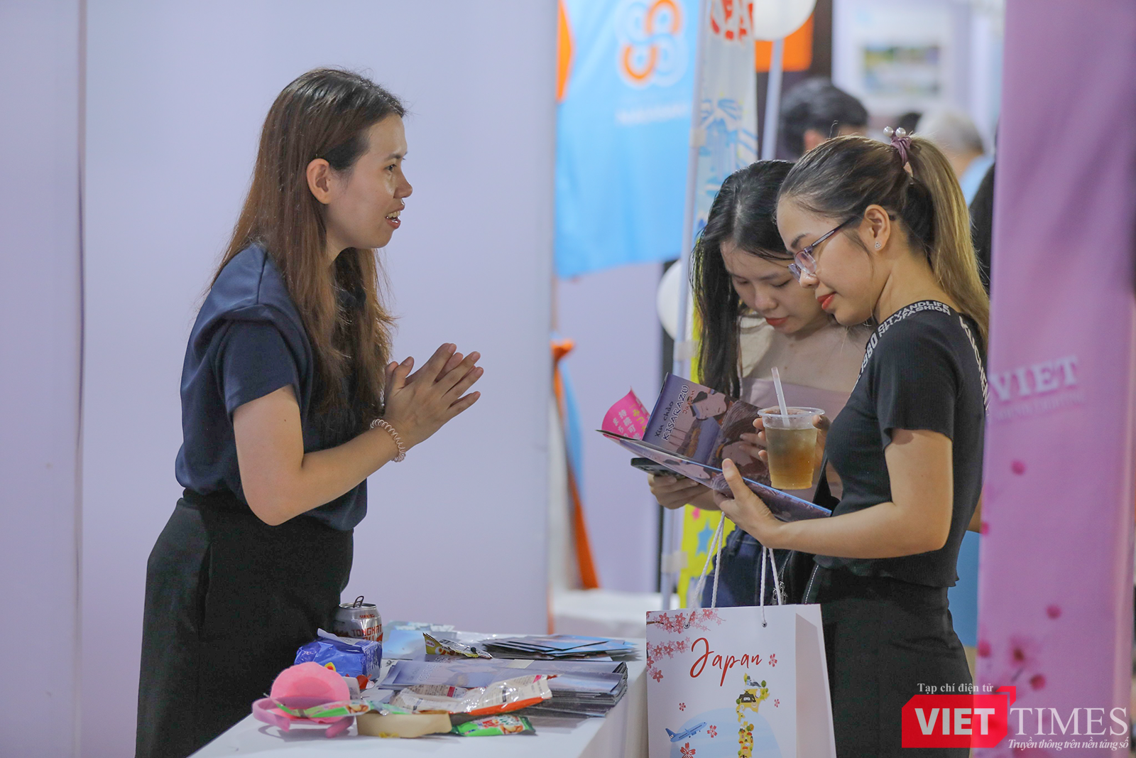 vt_le hoi viet nhat 2023 8.png