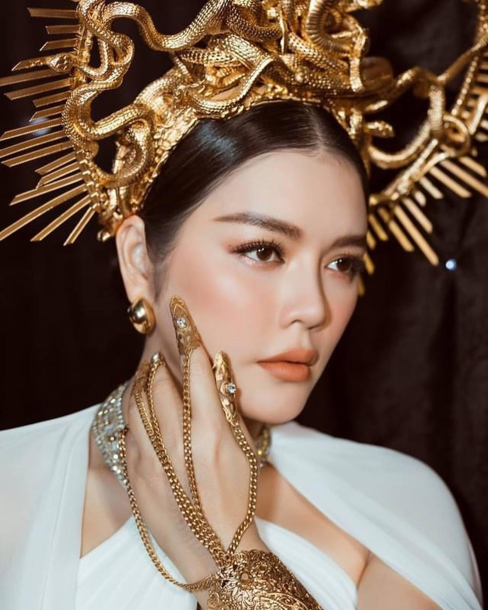 Lý Nhã Kỳ. Ảnh: @ lynhaky_artist / Instagram