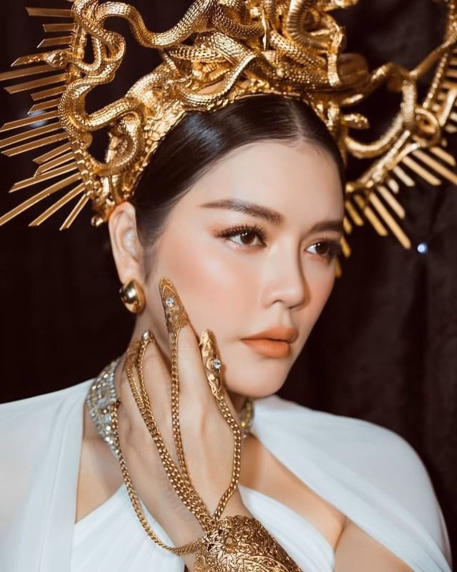 Lý Nhã Kỳ. Ảnh: @ lynhaky_artist / Instagram