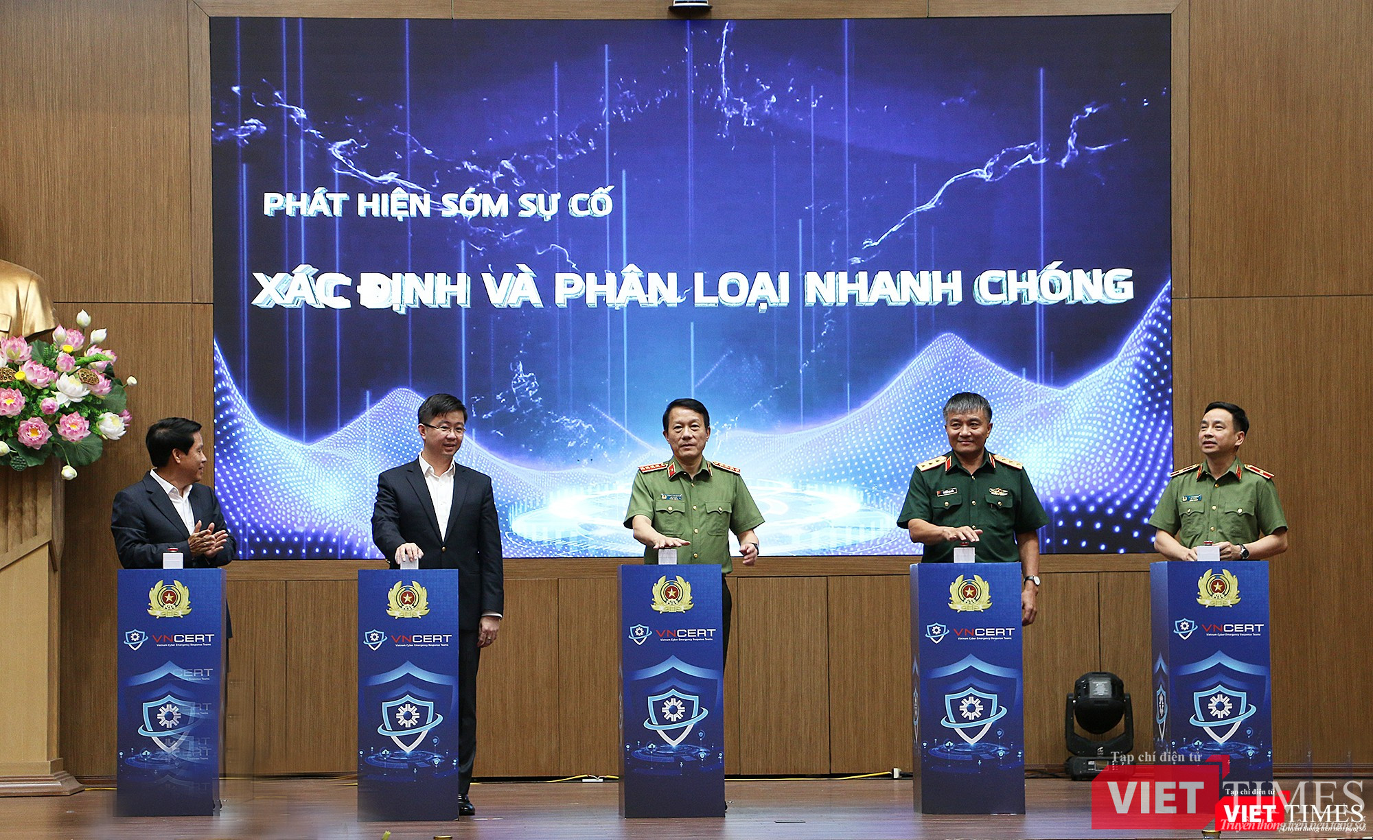 vt_ra mat He thong dieu hanh an ninh mang quoc gia.jpg