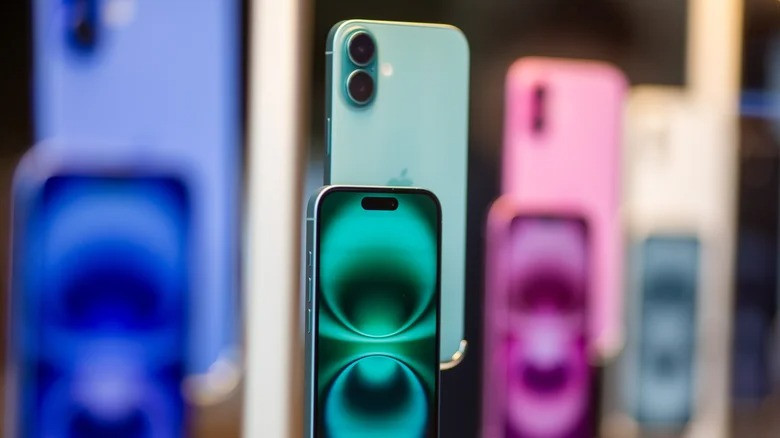 iPhone 16e - Shutterstock.jpg