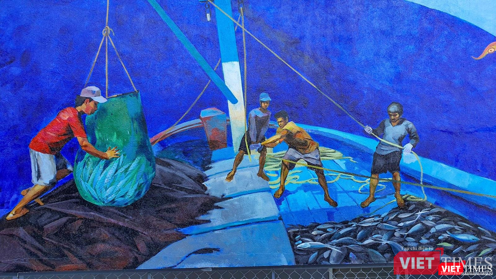 Cá về đầy khoang