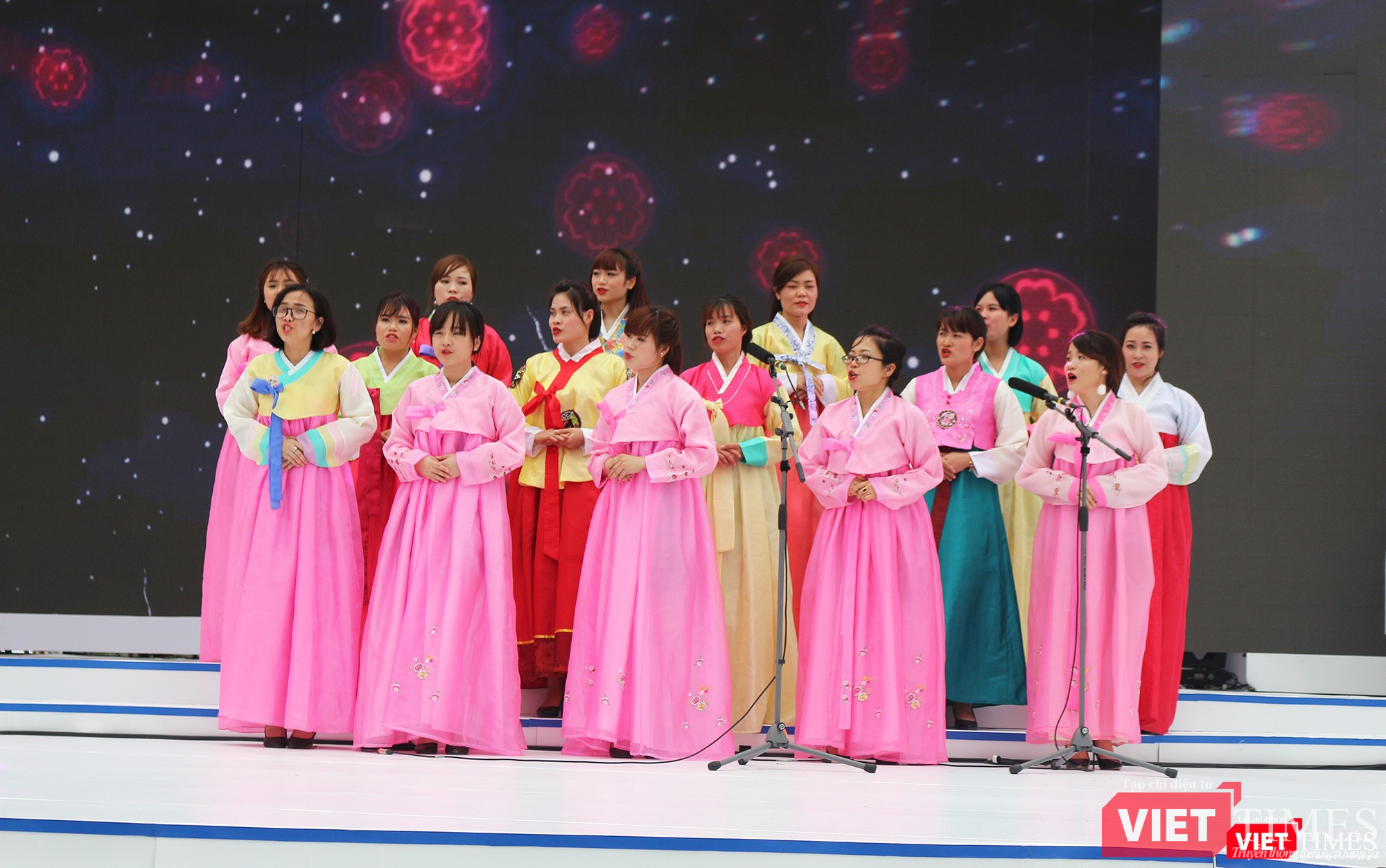 Toàn cảnh lễ kỷ niệm 10 năm Samsung Electronics phát triển vượt kỳ tích tại Việt Nam ảnh 14