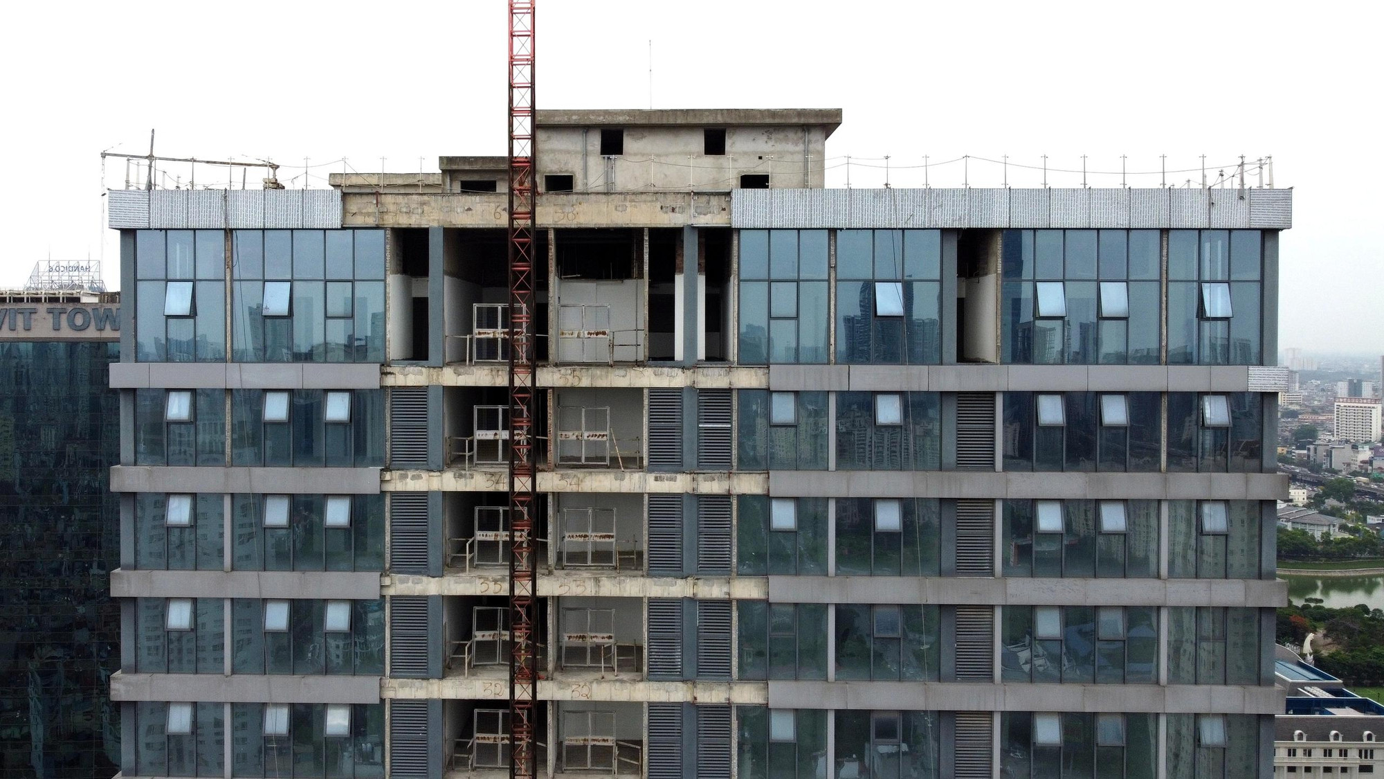 Tháng 12/2014, Hà Nội thu hồi 2.373m2 đất tại dự án này giao cho pháp nhân mới là Công ty TNHH Hoa Phượng Thăng Long Hà Nội để tiếp tục thực hiện dự án như mục tiêu ban đầu. Hình thức hợp đồng là thuê đất trả tiền đất hàng năm.