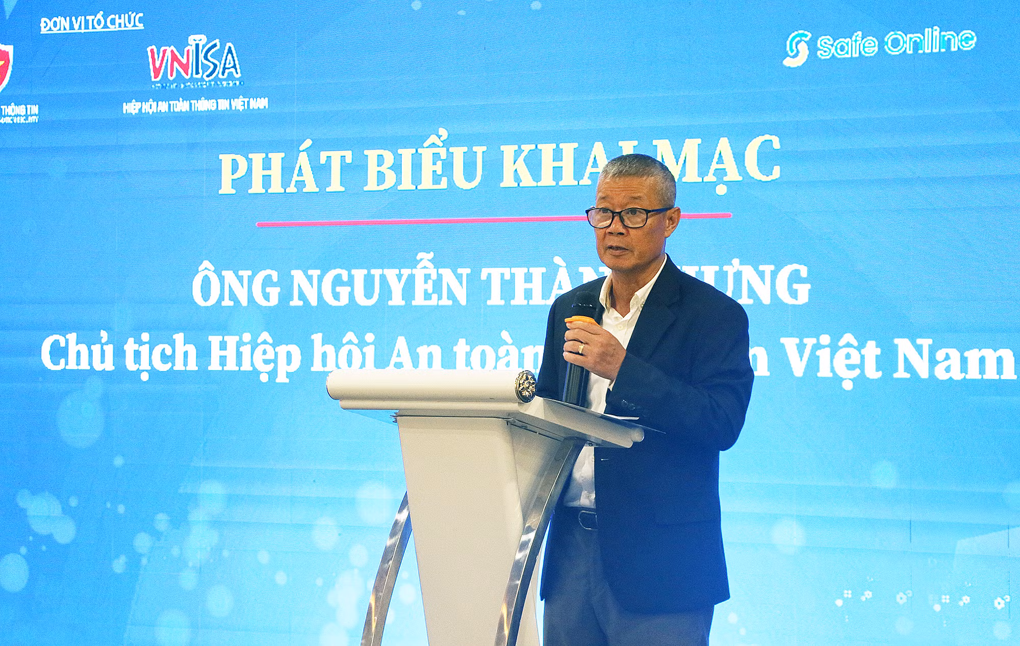 nguyen thanh hung.jpg