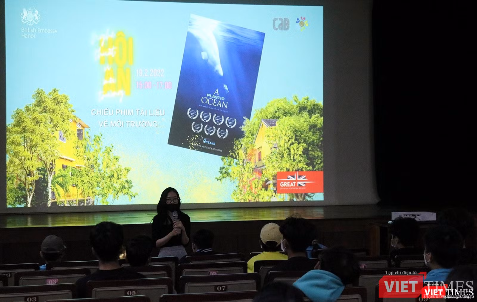 Hoạt động chiếu phim và thảo luận về môi trường