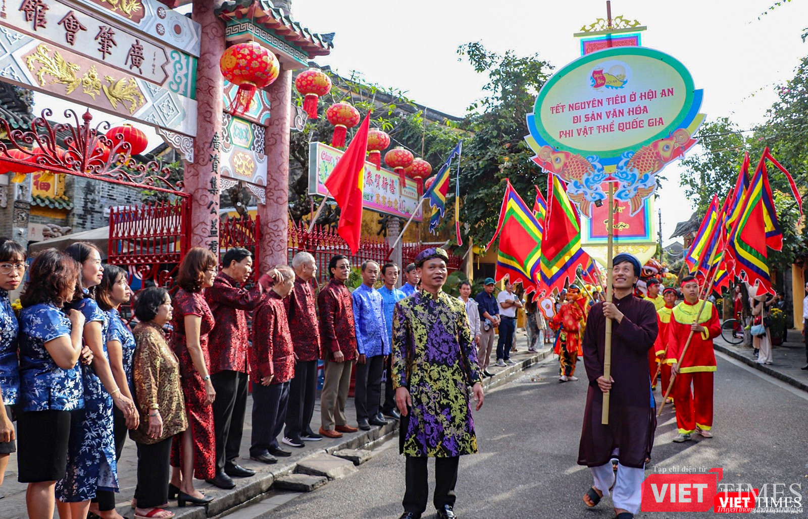 Lễ diễu hành trở thành một điểm nhấn tại buổi đón nhận danh hiệu Di sản văn hóa phi vật thế Quốc gia với Lễ hội Tết Nguyên tiêu Hội An