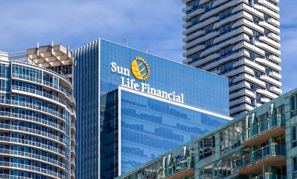 Doanh thu từ mảng bảo hiểm cá nhân của Sun Life Việt Nam đã sụt giảm mạnh tại quý I/2024. Ảnh: SunlifeFinancial.