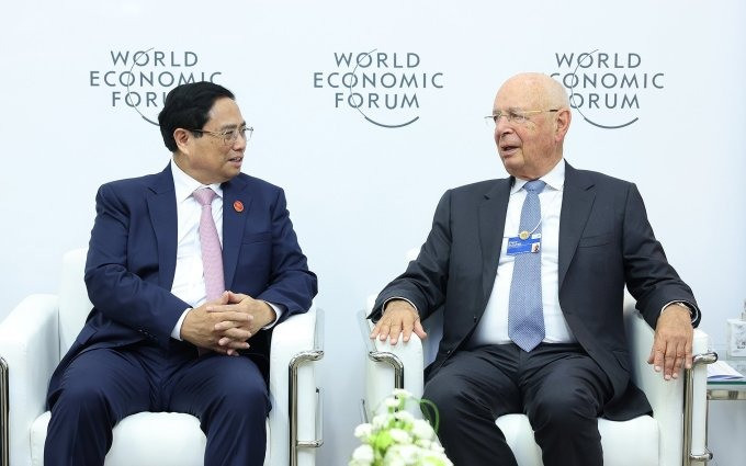 PM-Pham-Minh-Chinh-Leader-WEF-90.jpg