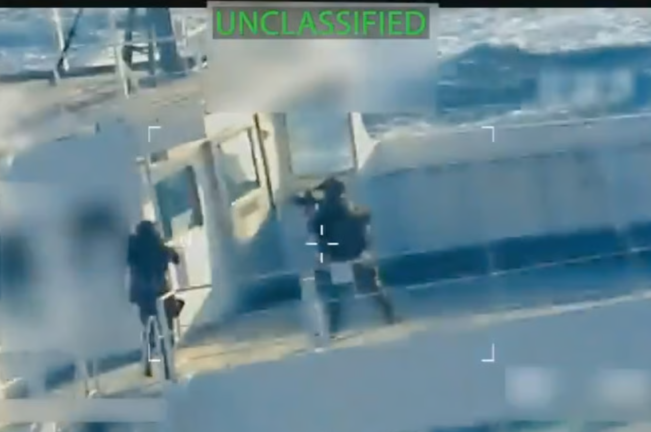 Mỹ tung “đòn hiểm”: Tàu dầu Venezuela bị bắt giữa biển, hàng loạt tàu khác  sắp chung số phận? | TẠP CHÍ ĐIỆN TỬ VIETTIMES