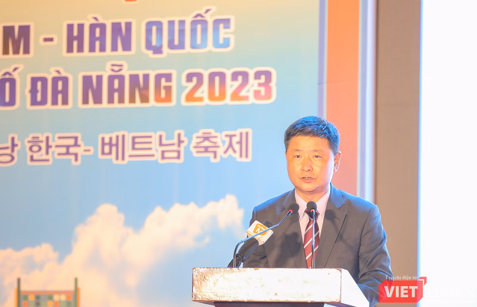 vt_khai mac le hoi viet nam han quoc 8.png