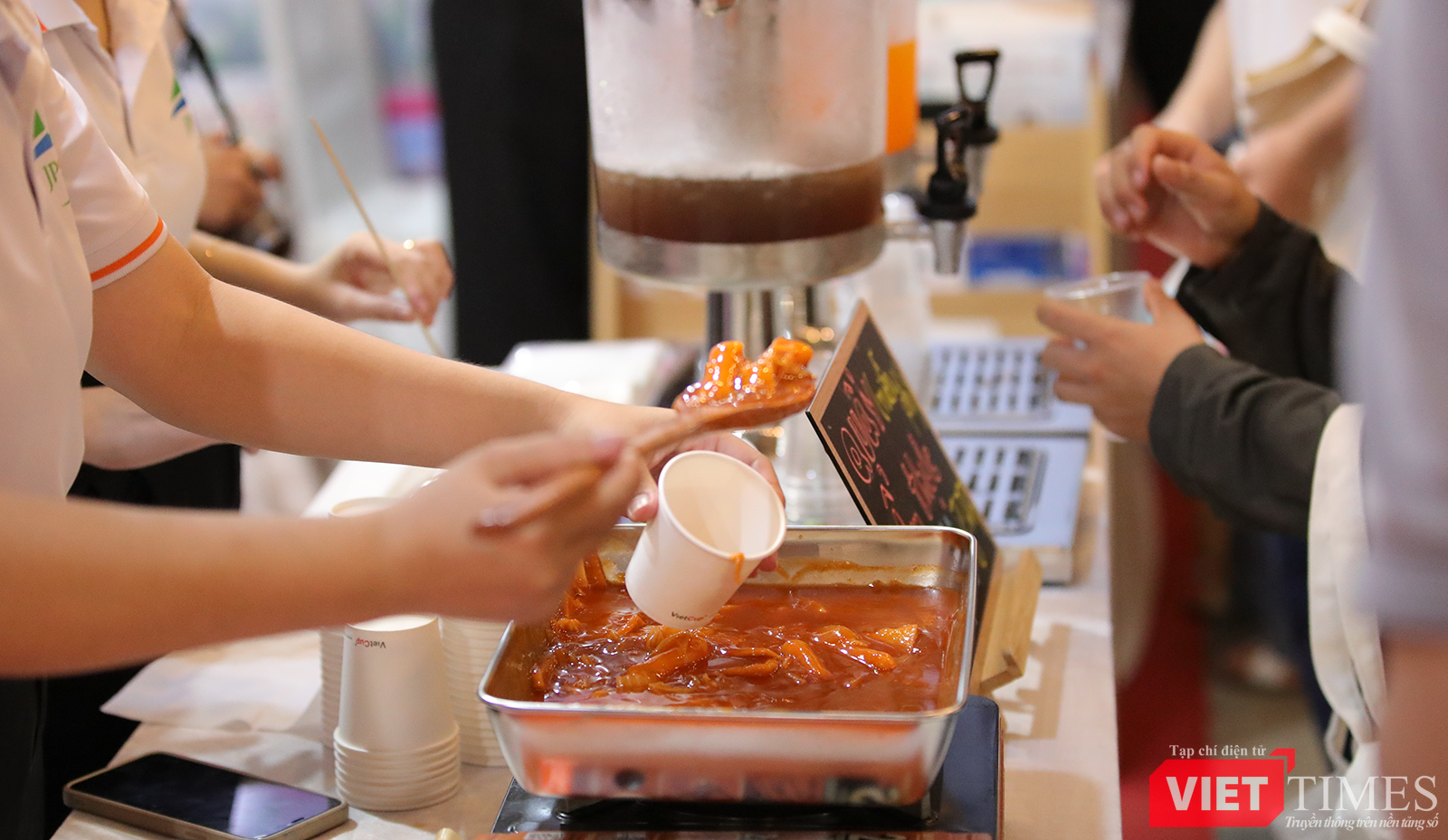 vt_khai mac le hoi viet nam han quoc 2.png