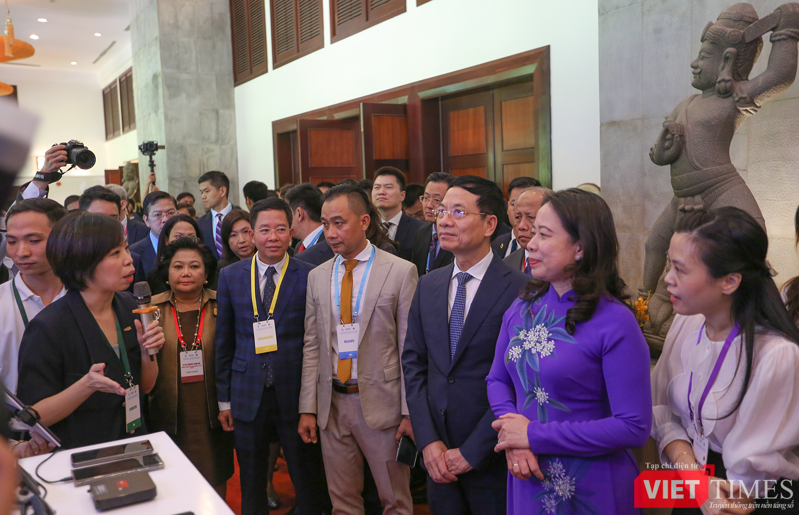 vt_khai mac amri 5.png