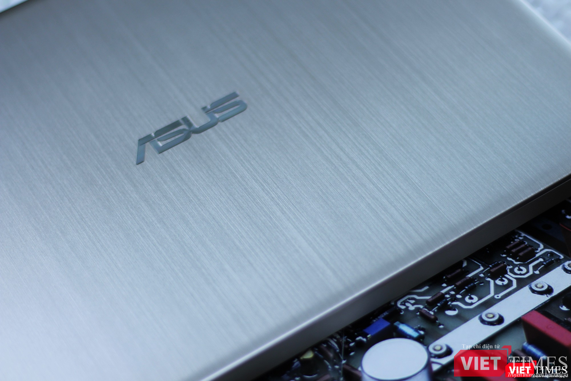 Đi tìm chiếc laptop ngon, bổ, không cần rẻ! ảnh 2