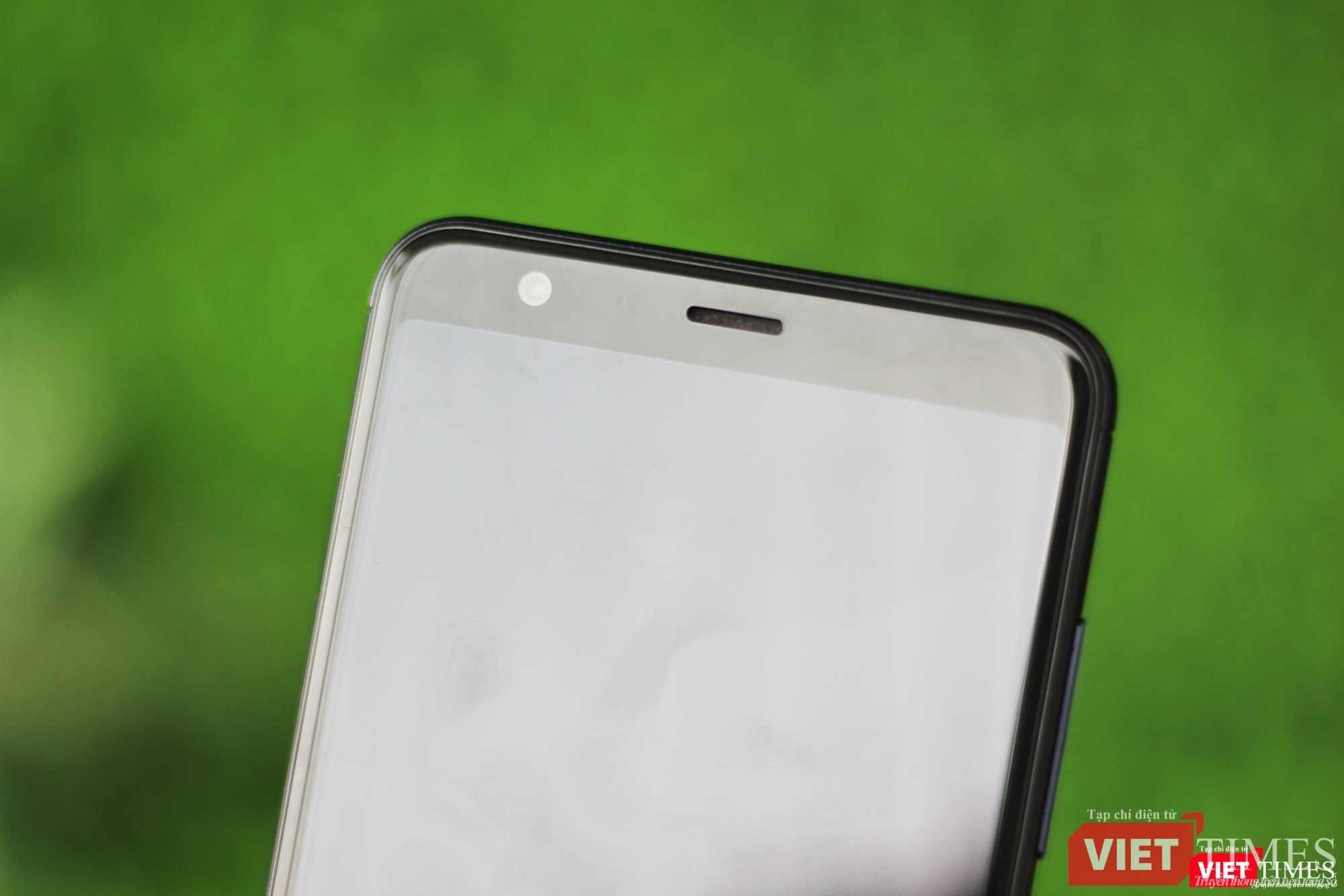 Trên tay ASUS Zenfone Max Plus: “khủng long” tầm trung ảnh 9