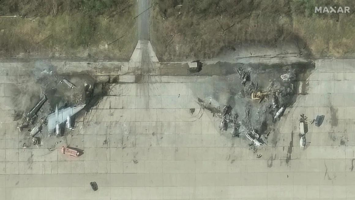 Giới chuyên gia quân sự Mỹ giật mình vì đòn UAV của Ukraine B-2 có thể chịu số phận tương tự.jpg