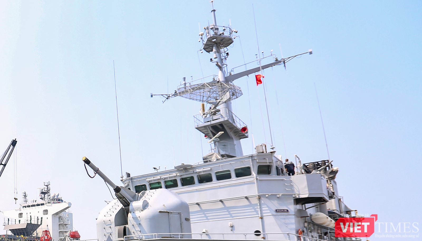 vt_tau hai quan phap 17.png