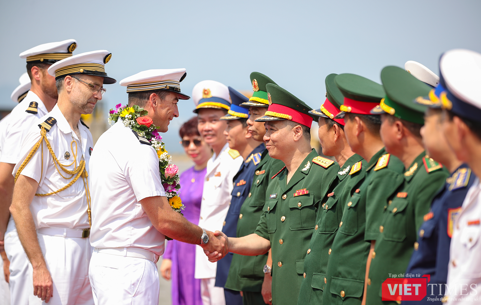 vt_tau hai quan phap 6.png