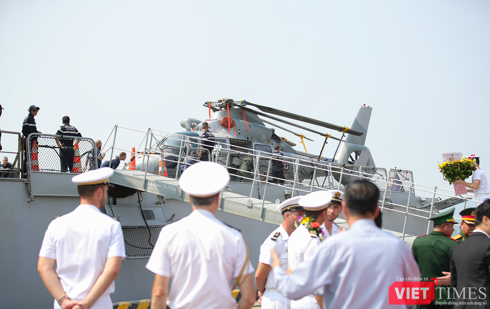 vt_tau hai quan phap 7.png