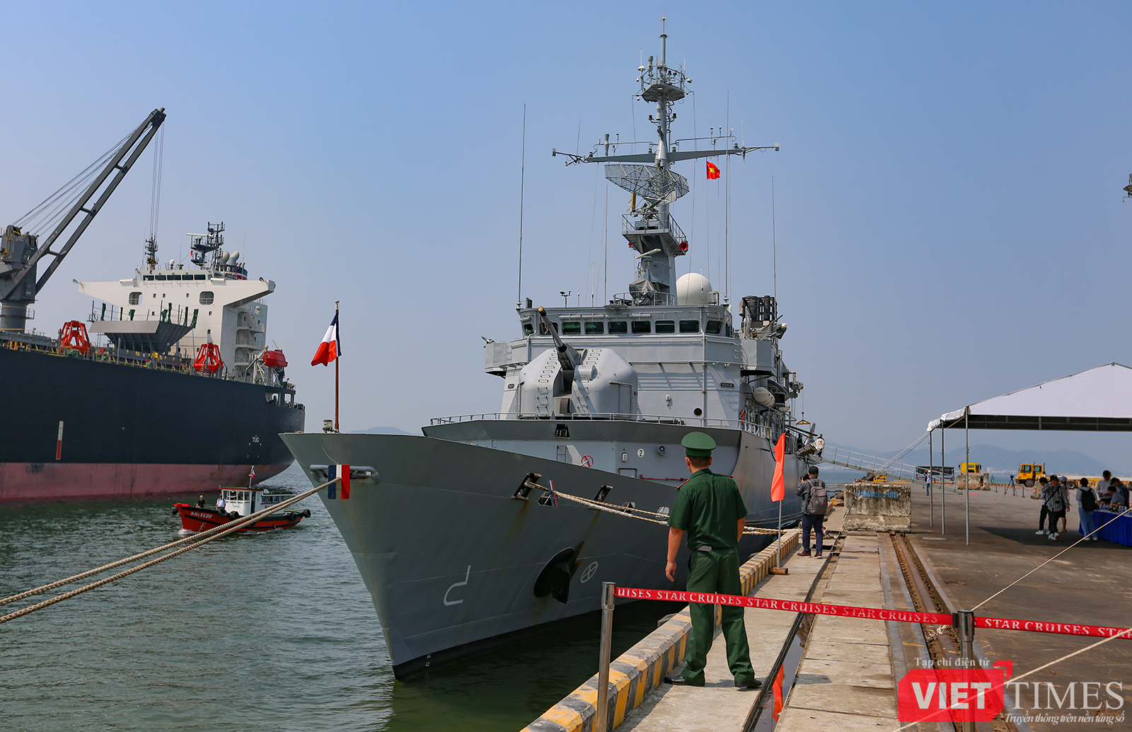 vt_tau hai quan phap 15.png