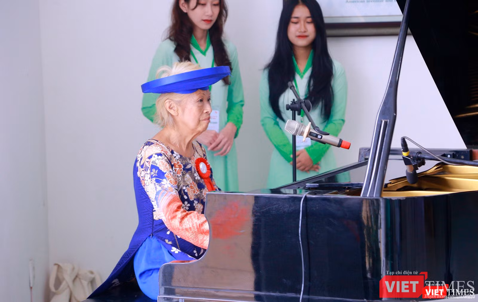 Màn độc tấu piano điệu nghệ của nghệ sĩ piano nổi tiếng Nhật Bản - Keiko Borujeson