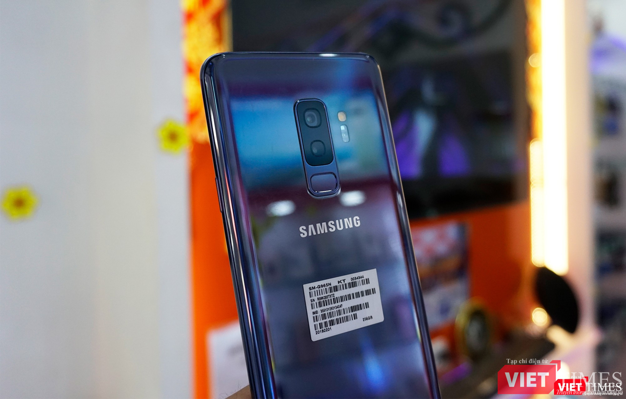 Mở hộp Galaxy S9+ phiên bản 256 GB duy nhất tại Việt Nam ảnh 4