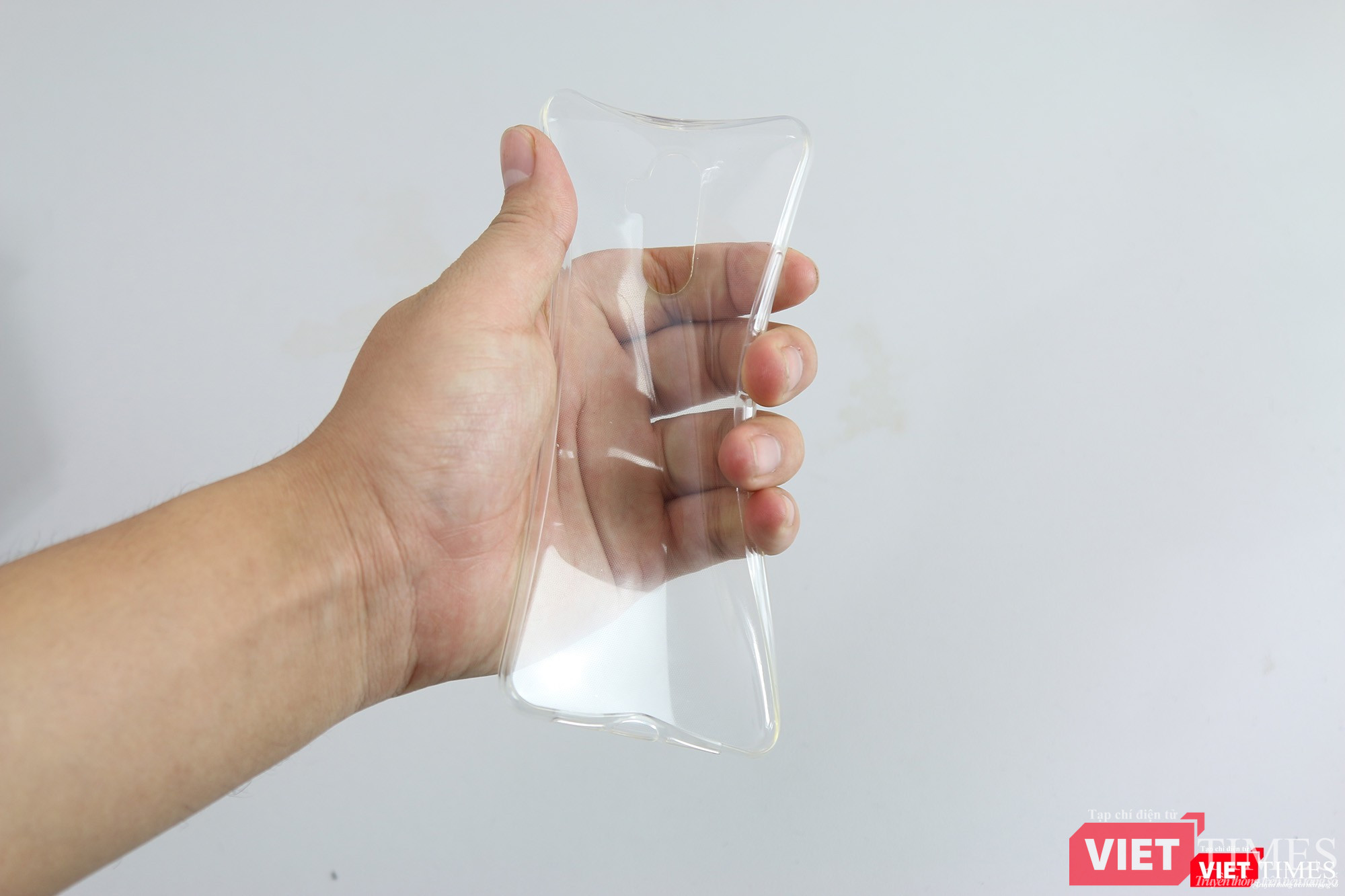 Trên tay smartphone Trung Quốc cao cấp giống Galaxy S9+ ảnh 7