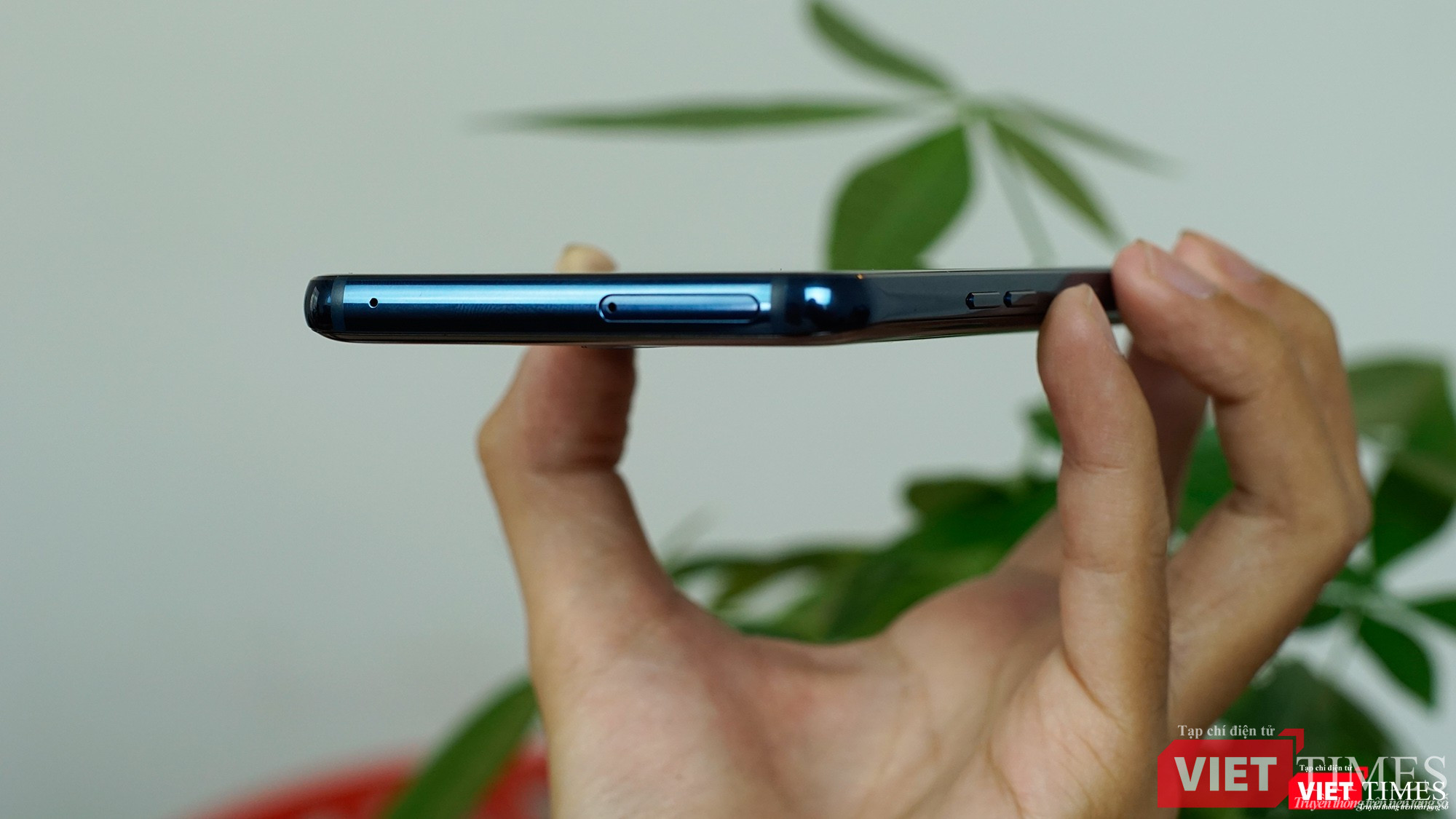 Trên tay LG G7+ “Thin Q” hàng xách tay về Việt Nam giá 18,9 triệu ảnh 10