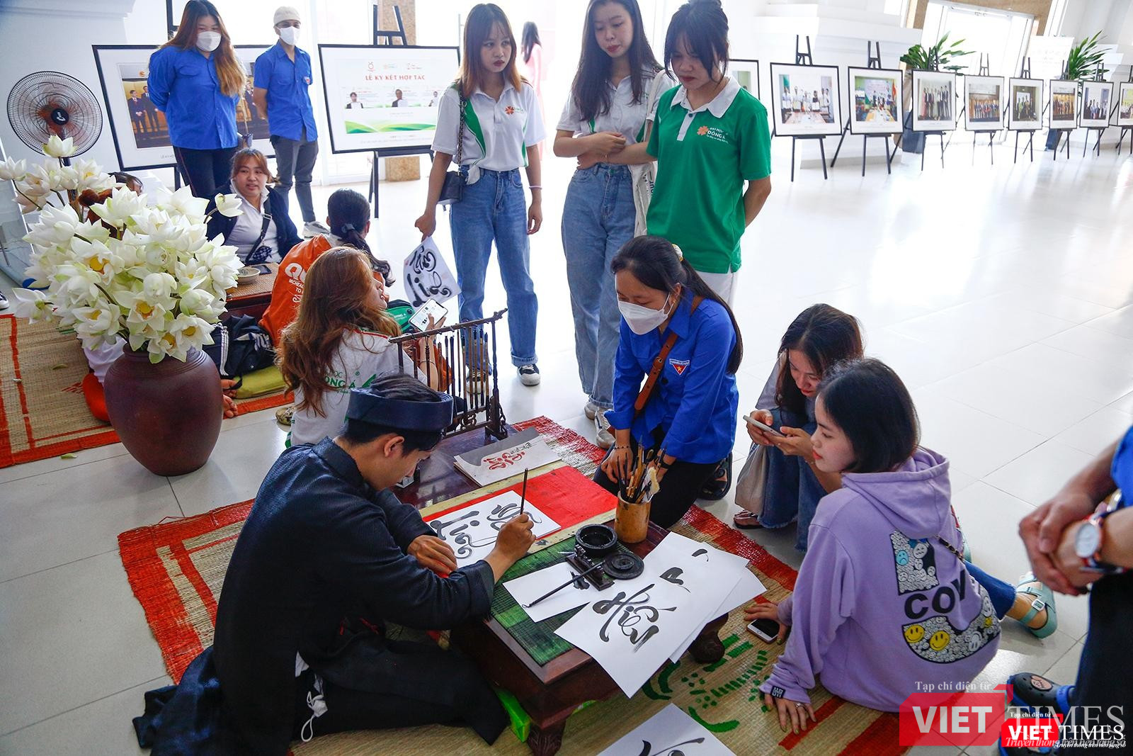 "Ông đồ Việt Nam"