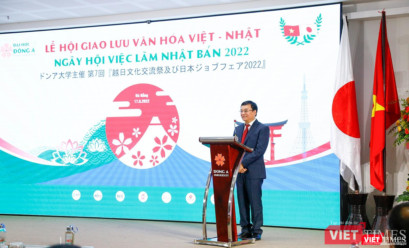 Ông Lương Minh Sâm - Chủ tịch Hội đồng trường ĐH Đông Á phát biểu tại Lễ hội giao lưu văn hóa Việt – Nhật và Ngày hội việc làm Nhật Bản 2022